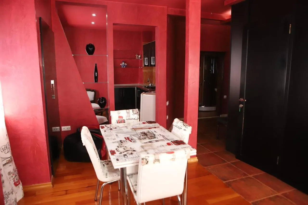 Hotel Black Sea House Batumi 3*,