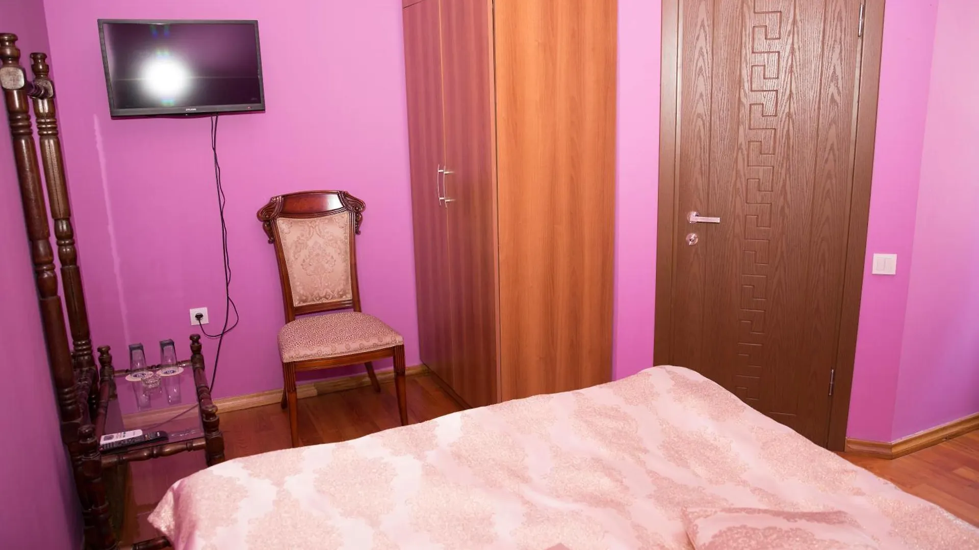 Hotel Black Sea House Batumi 3*,
